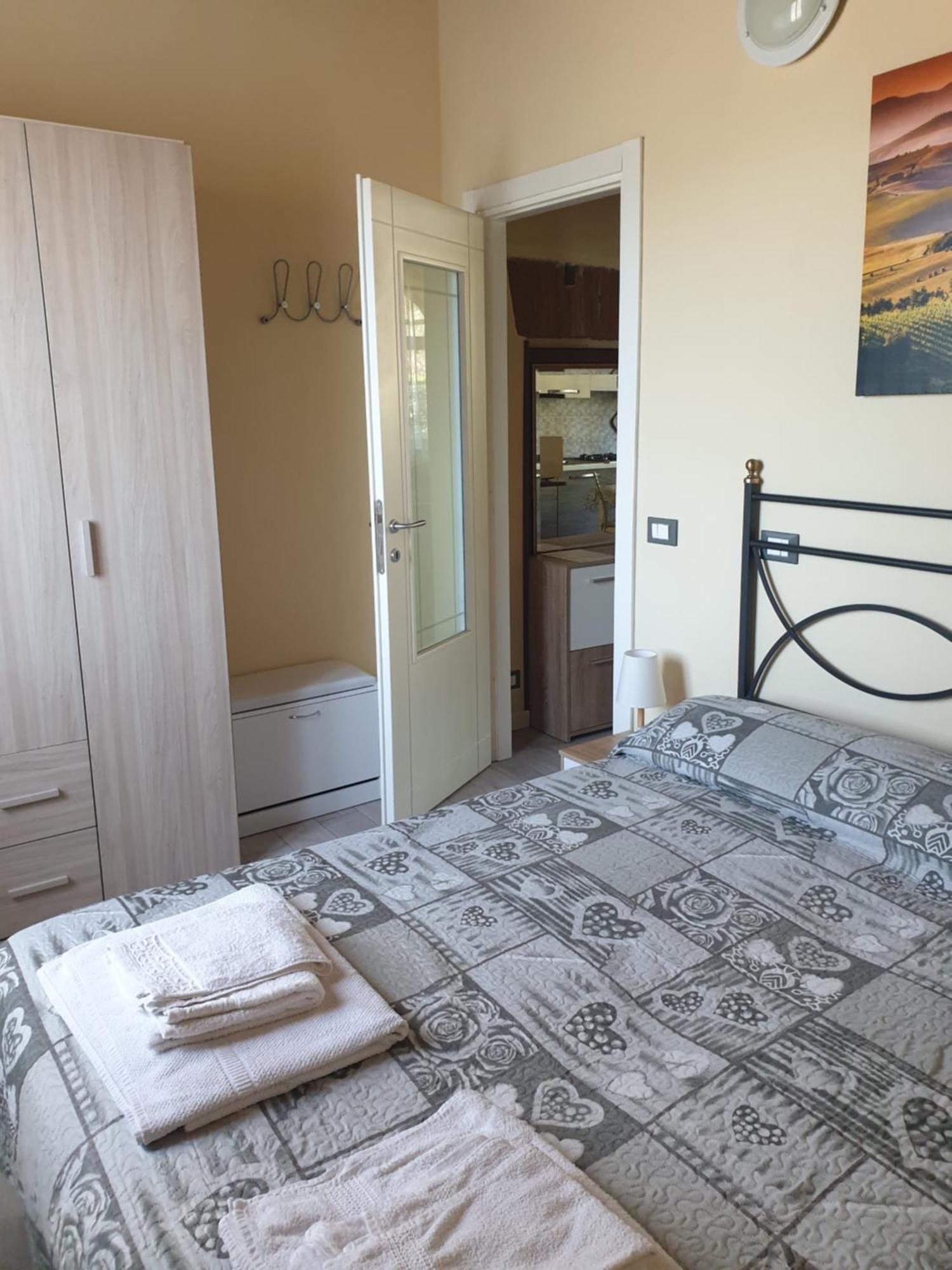 Casa Vacanze L'Oliveta Siena Szoba fotó